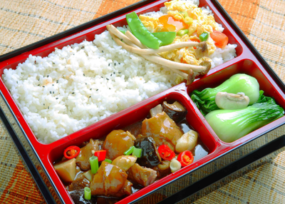 享當(dāng)當(dāng)快餐連鎖 用產(chǎn)品與服務(wù)打動(dòng)餐飲美食消費(fèi)者